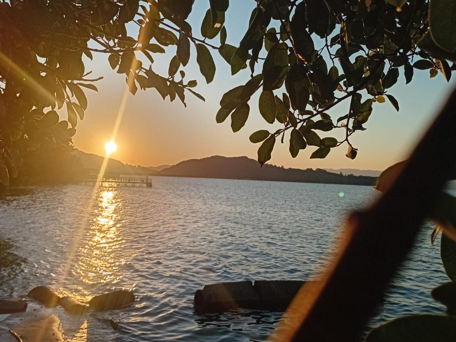 Hotel Lagoa Laguna Bagian luar foto